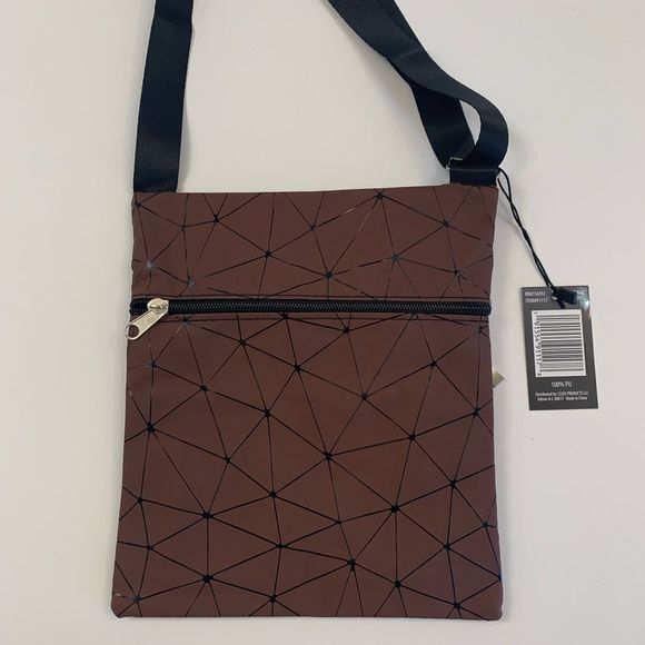Geometric Four Pocket Crossbody Handbag – Chocolate Brown - Picture 2 of 9